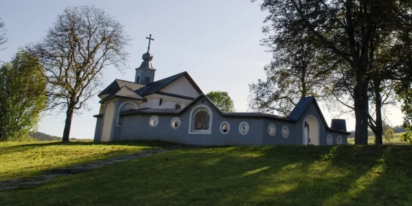Ľahká turistika na Urpín: Cesta k hvezdárni